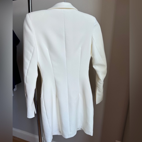 LICHI Belted Cream Mini Dress in Small - Picture 11 of 16